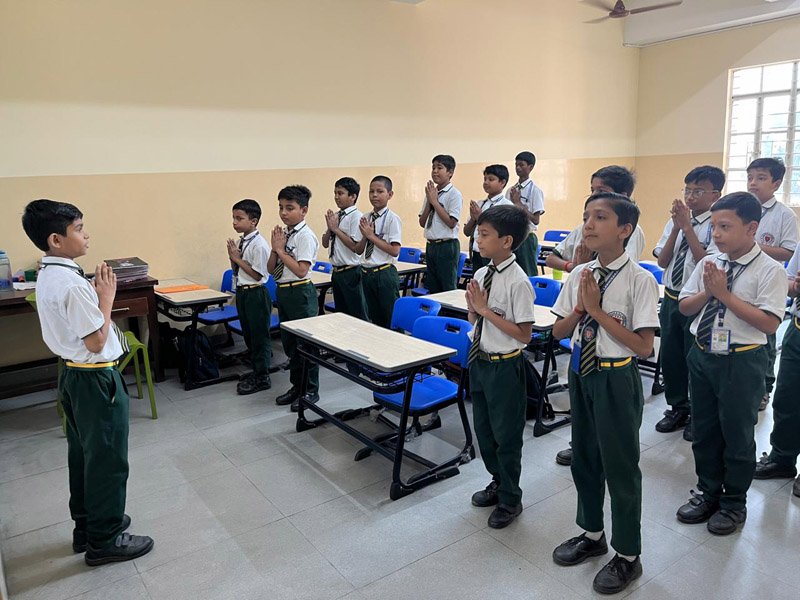 Class 2 and 3 students participating in creative arts and crafts